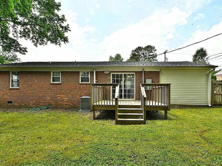 4 Blossom Dr — Photo 16