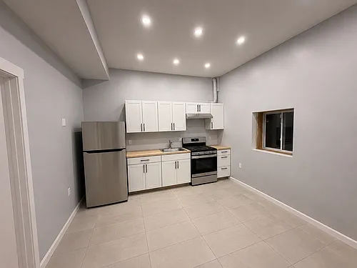762 Seaview Ave #2 Photo 1