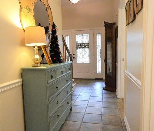 4th image of 1301 Whitehall Dr