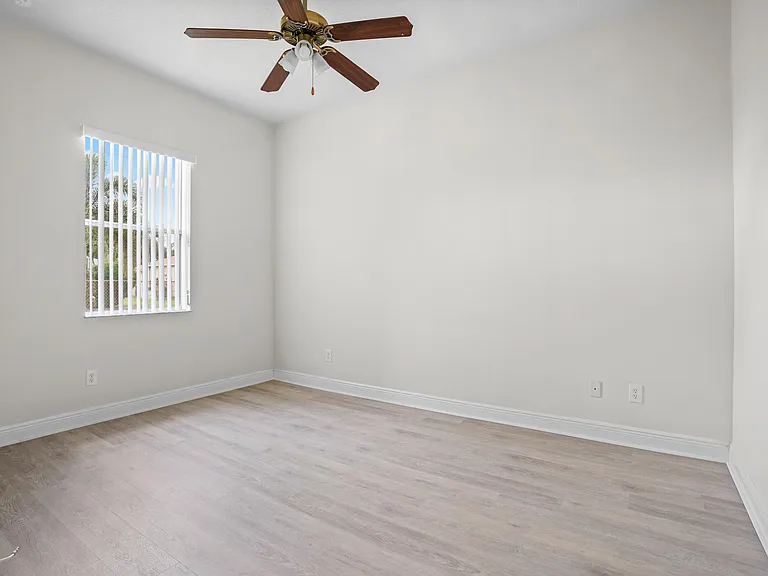 1092 SW Majorca Ave — Photo 26