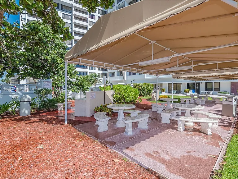 3505 S Ocean Dr #504 — Photo 6