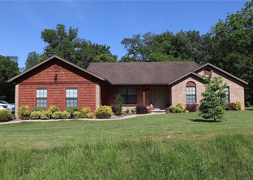 1st image of 1720 S Hunt Ln #169