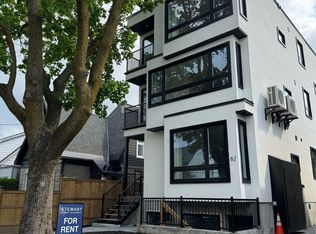 61 Pinehurst Ave #H, Ottawa, ON K1Y 1K5