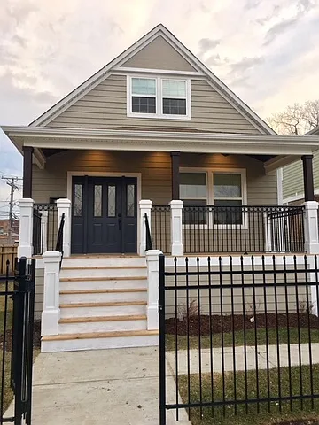 11117 S Spaulding Ave photo 1