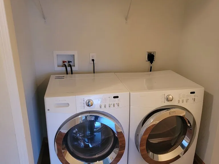 4808 NE Michael Dr — Photo 17
