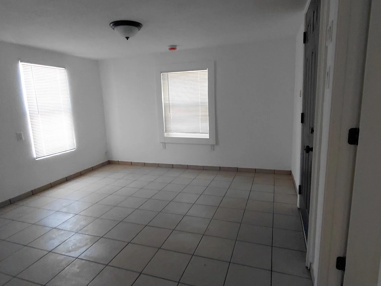 1 bed, 456 sqft, $1,200 — Photo 3