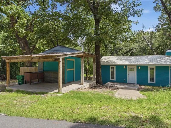 444 Miami Rd, Eucha, OK 74342