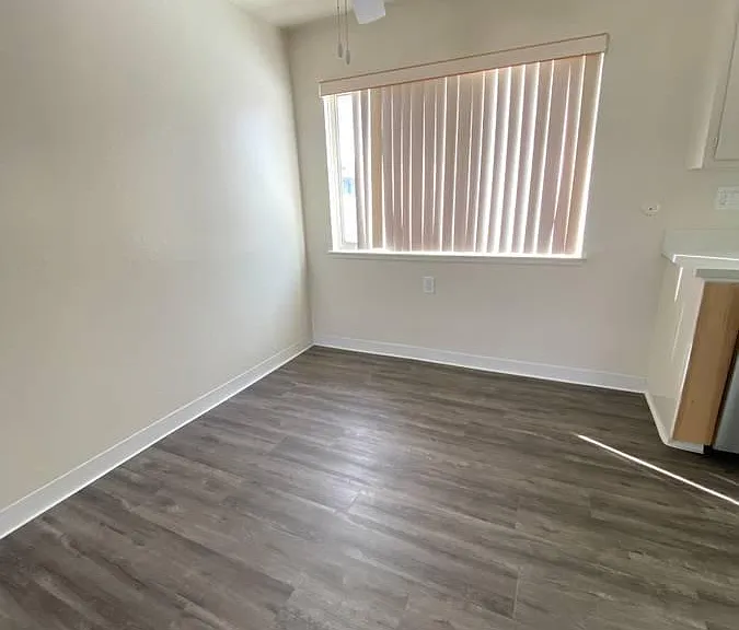 1228 Floribunda Ave #12 — Photo 6