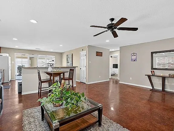 1115 Milltown Rd — Photo 9