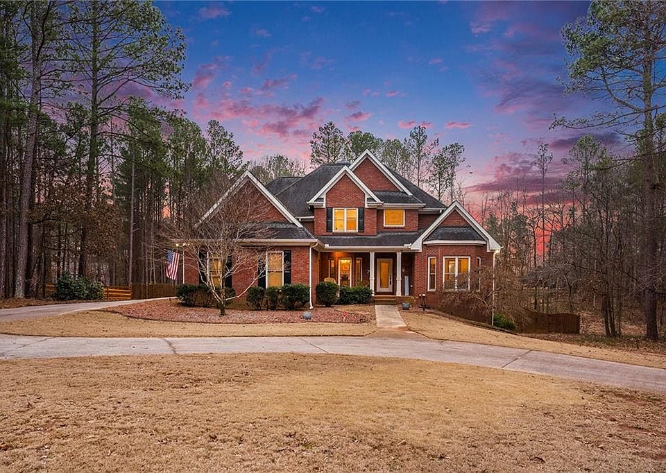 1st image of 125 Hamilton Glen Ct