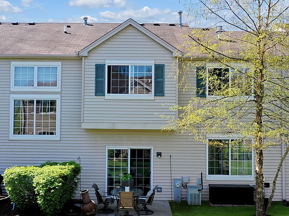 3rd image of 2411 Brush Hill Cir Unit 2411