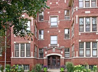 612 Hinman Ave #3B, Evanston, IL 60202