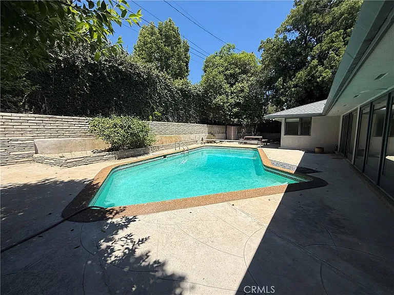 17 Andrea Ln — Photo 22