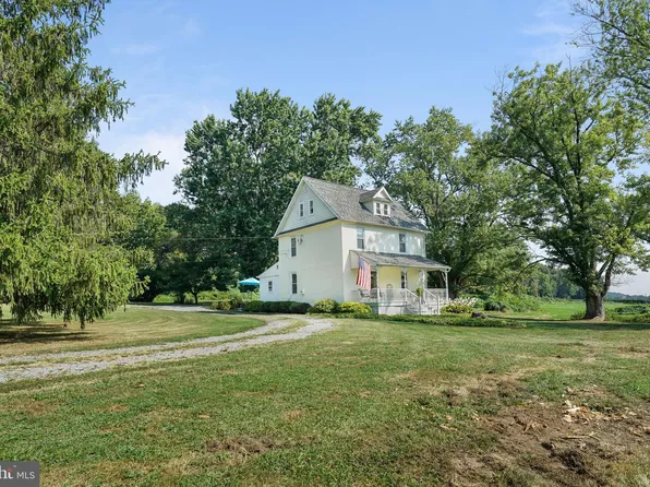 115 Chatham Rd, West Grove, PA 19390
