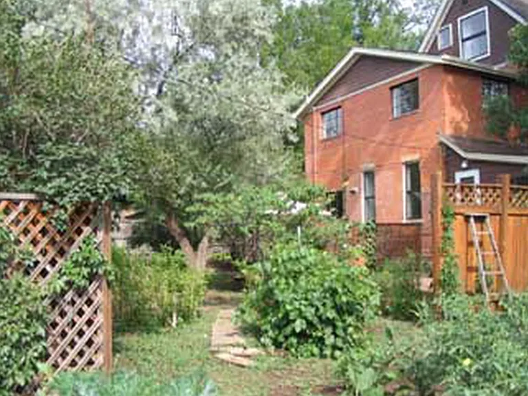 430 Mapleton Ave — Photo 5
