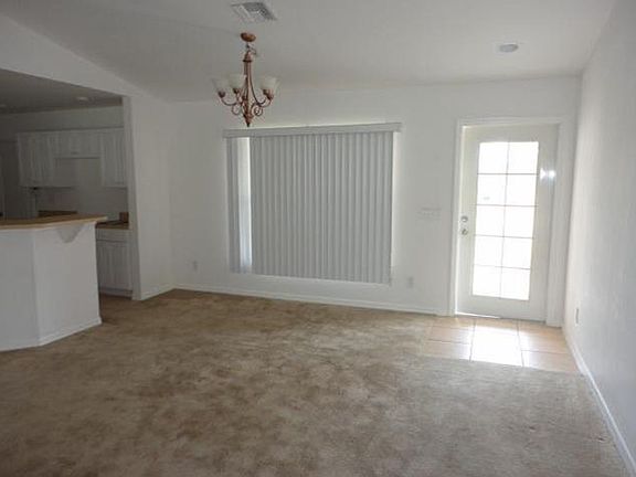 5th image of 4740 NW 39th Ave