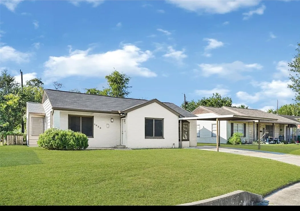 3626 Yosemite St — Photo 1