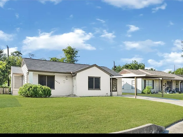 3626 Yosemite St — Photo 1
