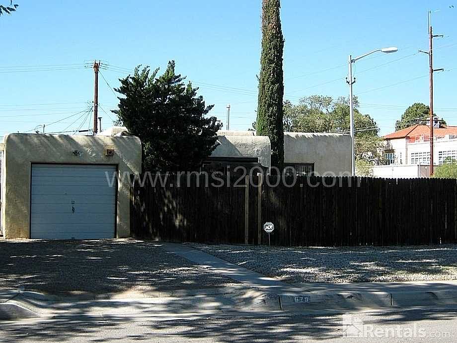 1st image of 629 Richmond Dr NE