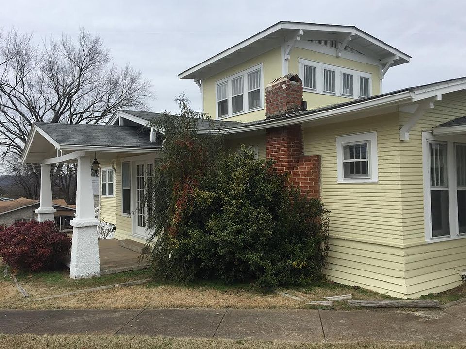 1st image of 1211 E Boswell St