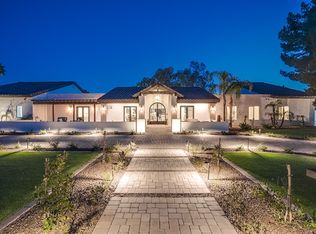 8265 E Sutton Dr, Scottsdale, AZ 85260