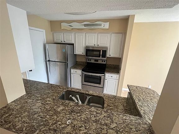 2nd image of 815 W Boynton Beach Blvd APT 1204