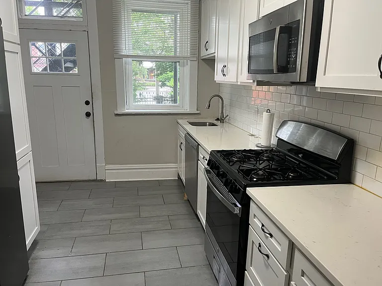 5920 McPherson Ave #1 — Photo 5