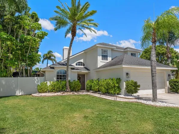 848 Christina Cir, Oldsmar, FL 34677