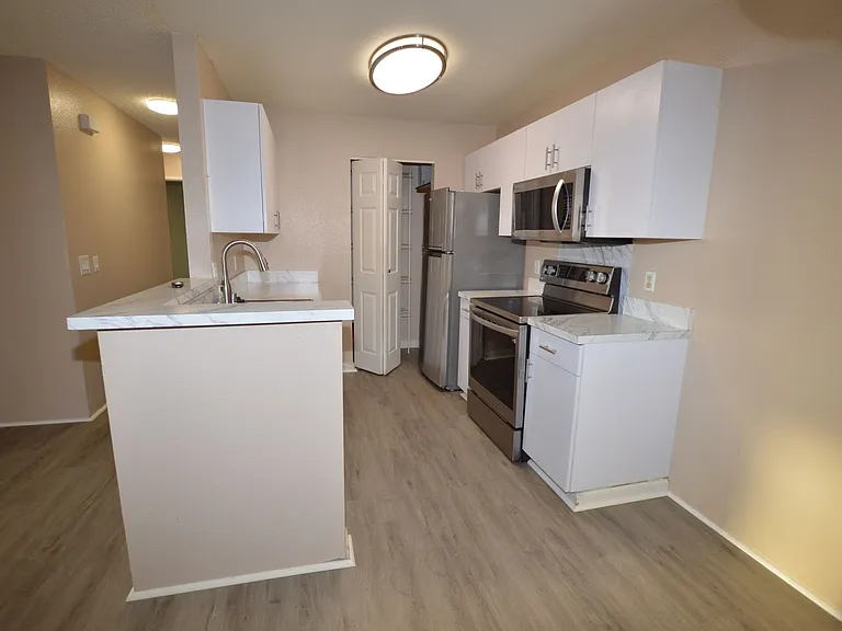 94-209 Lumiaina Pl #J103 — Photo 5