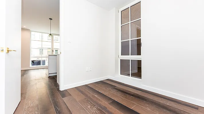 Rented by Nooklyn NYC LLC | media 10