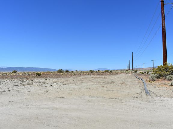 4th image of Rosamond Boulevard & 150th W