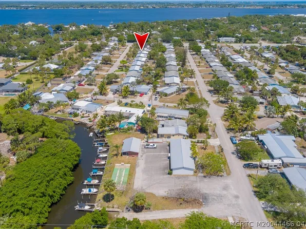 413 SE Robalo Ct, Stuart, FL 34996