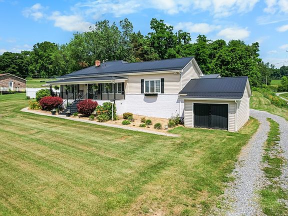 2nd image of 17461 Wyndale Rd
