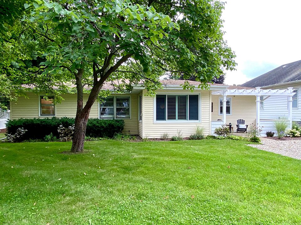 8929 3rd St, Baroda, MI 49101 Zillow