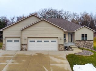 4657 Windslow Ln NW, Rochester, MN 55901