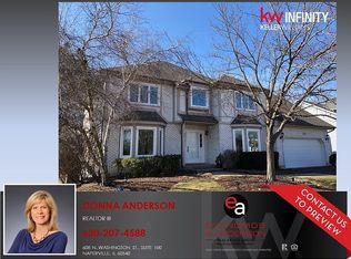 708 Chippewa Dr, Naperville, IL