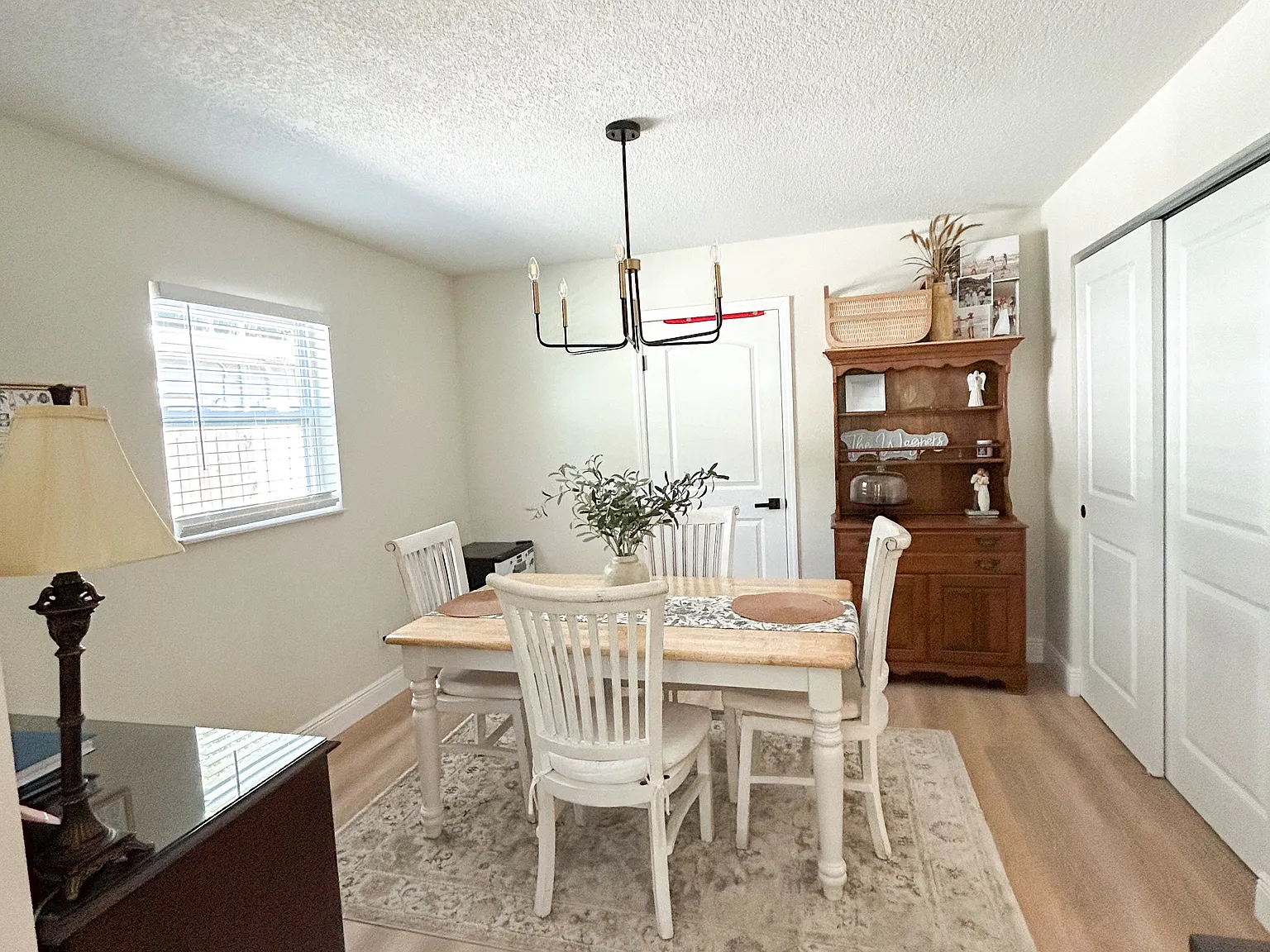 2 bed, 1000 sqft, $2,800 — Photo 2