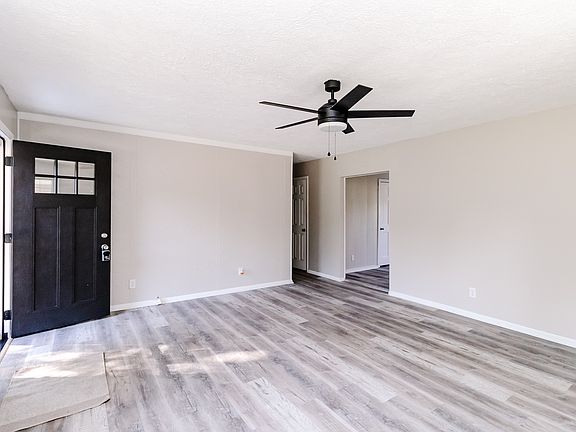 5th image of 5880 Mason Ct