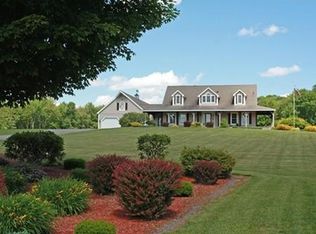 1598 North Rd, Hardwick, MA 01037