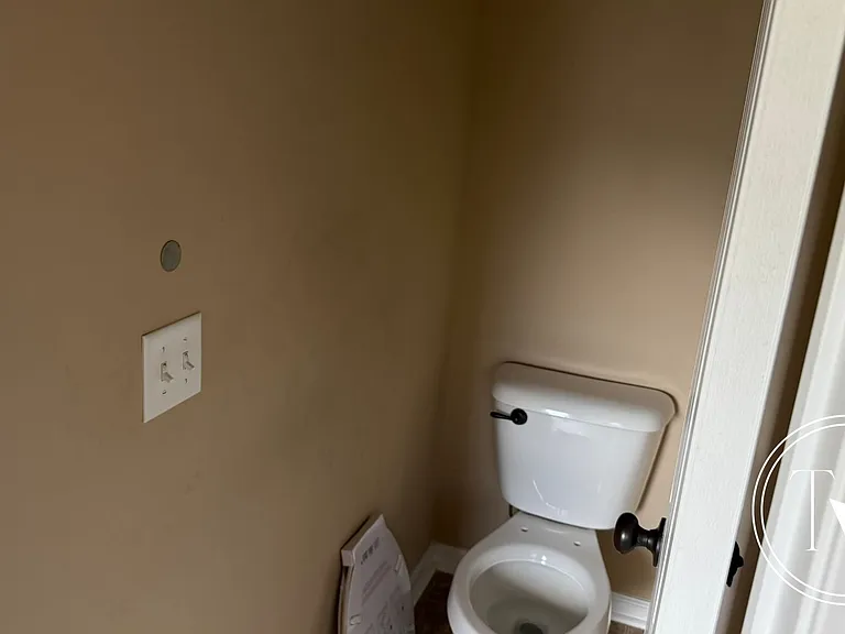 639 Red Oak Ln — Photo 29