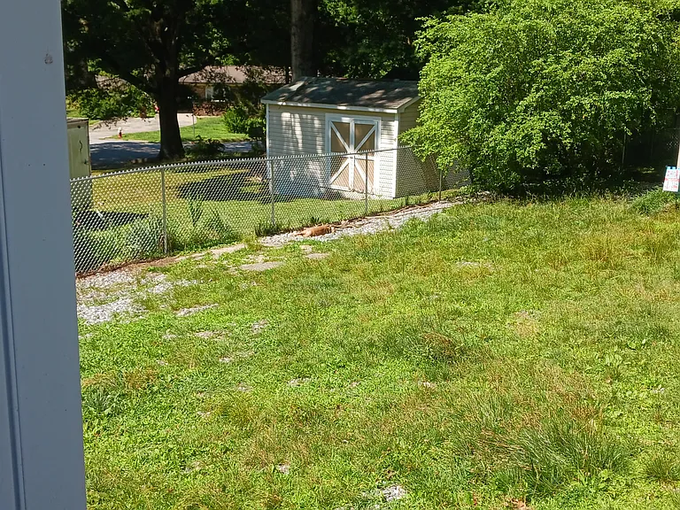 1703 Bristol Pl — Photo 6