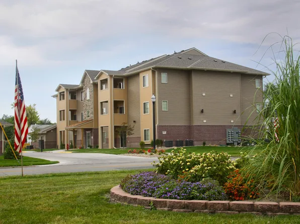 1615 E Military Ave APT 203, Fremont, NE 68025