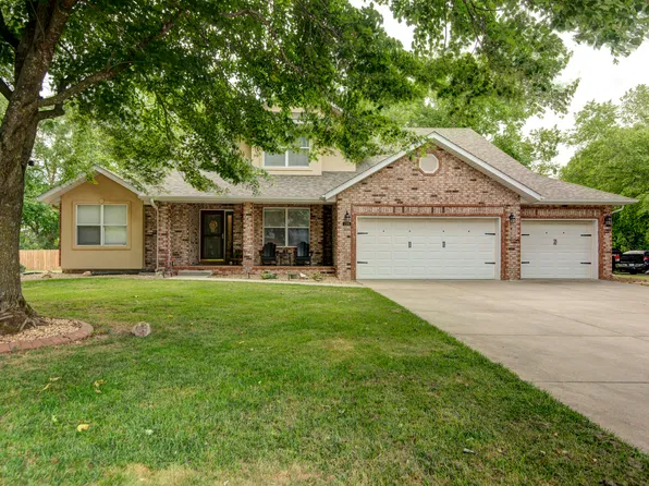 295 Oak Tree Lane, Ozark, MO 65721