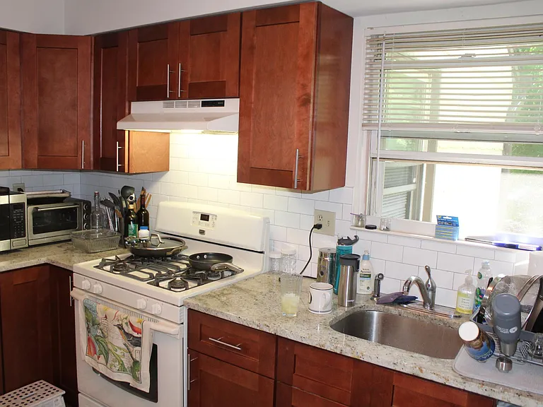 8 Riverview Ave #2 — Photo 6