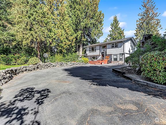 5th image of 5330 S Vista Drive E