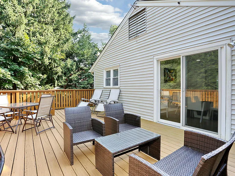 11 Evans Rd — Photo 18