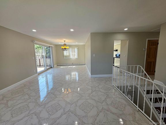 5th image of 308 Browns Rd