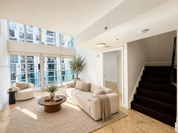 41 SE 5th St APT 808, Miami, FL 33131