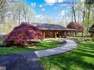 947 Camp Trail Rd, Quakertown, PA 18951