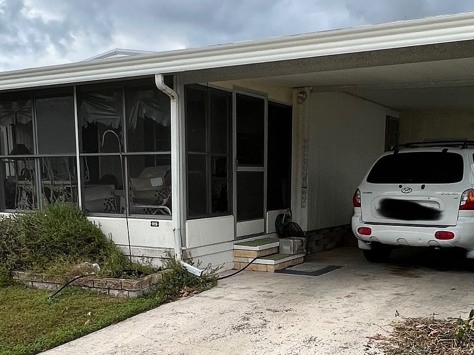 2nd image of 926 Siesta Dr